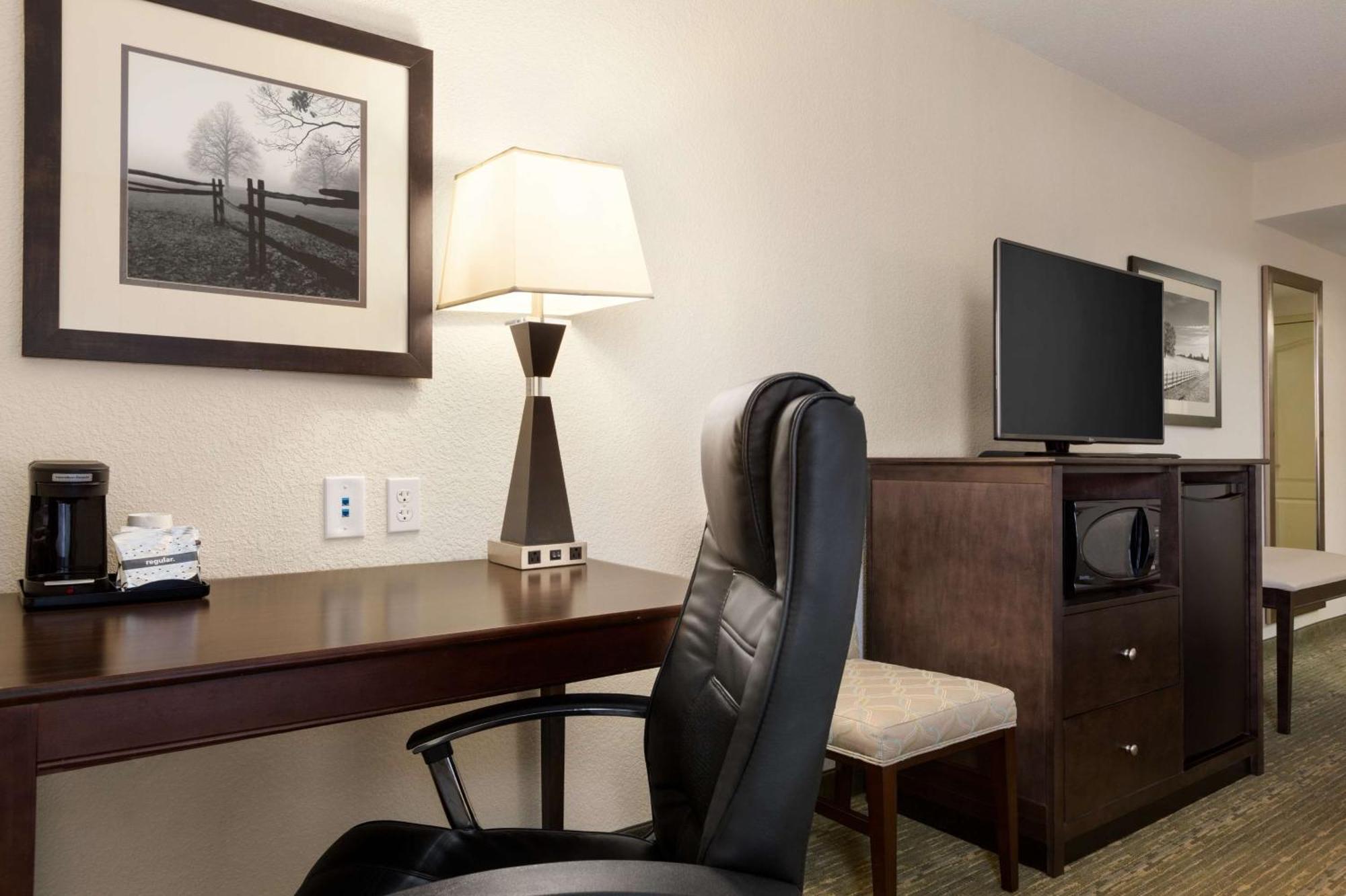 Hampton Inn Dover Esterno foto
