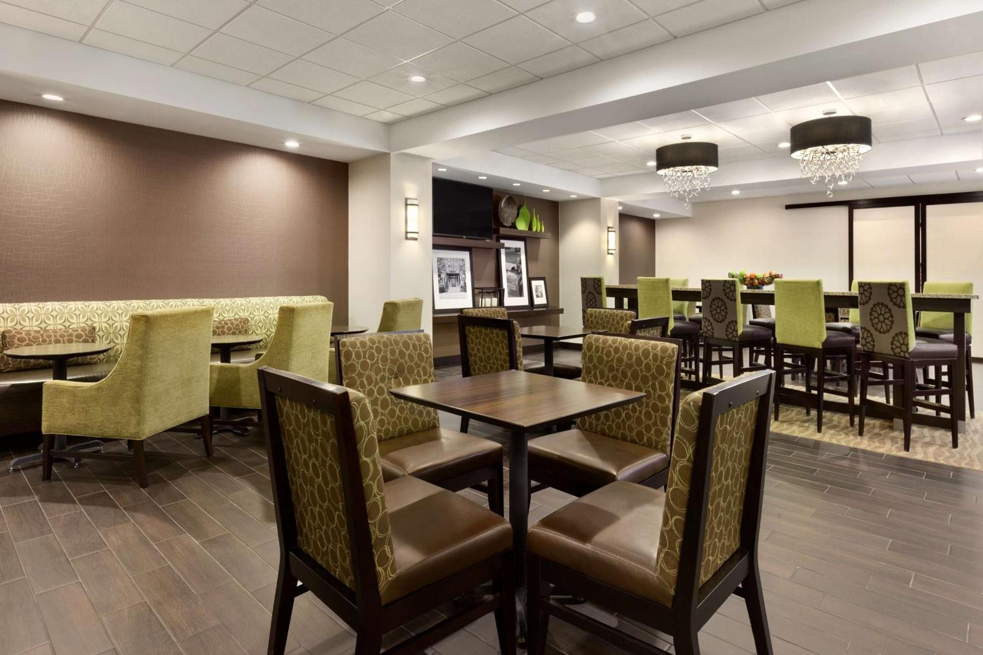 Hampton Inn Dover Esterno foto