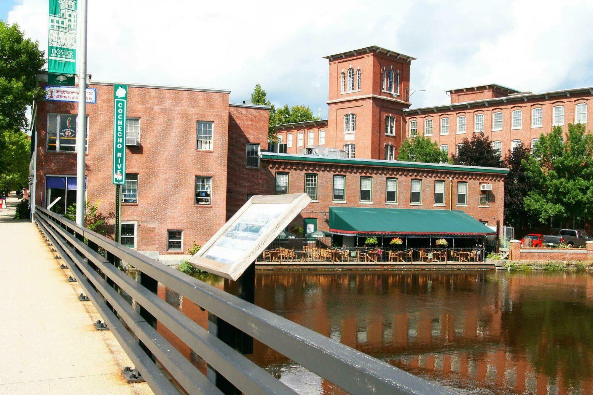 Hampton Inn Dover Esterno foto